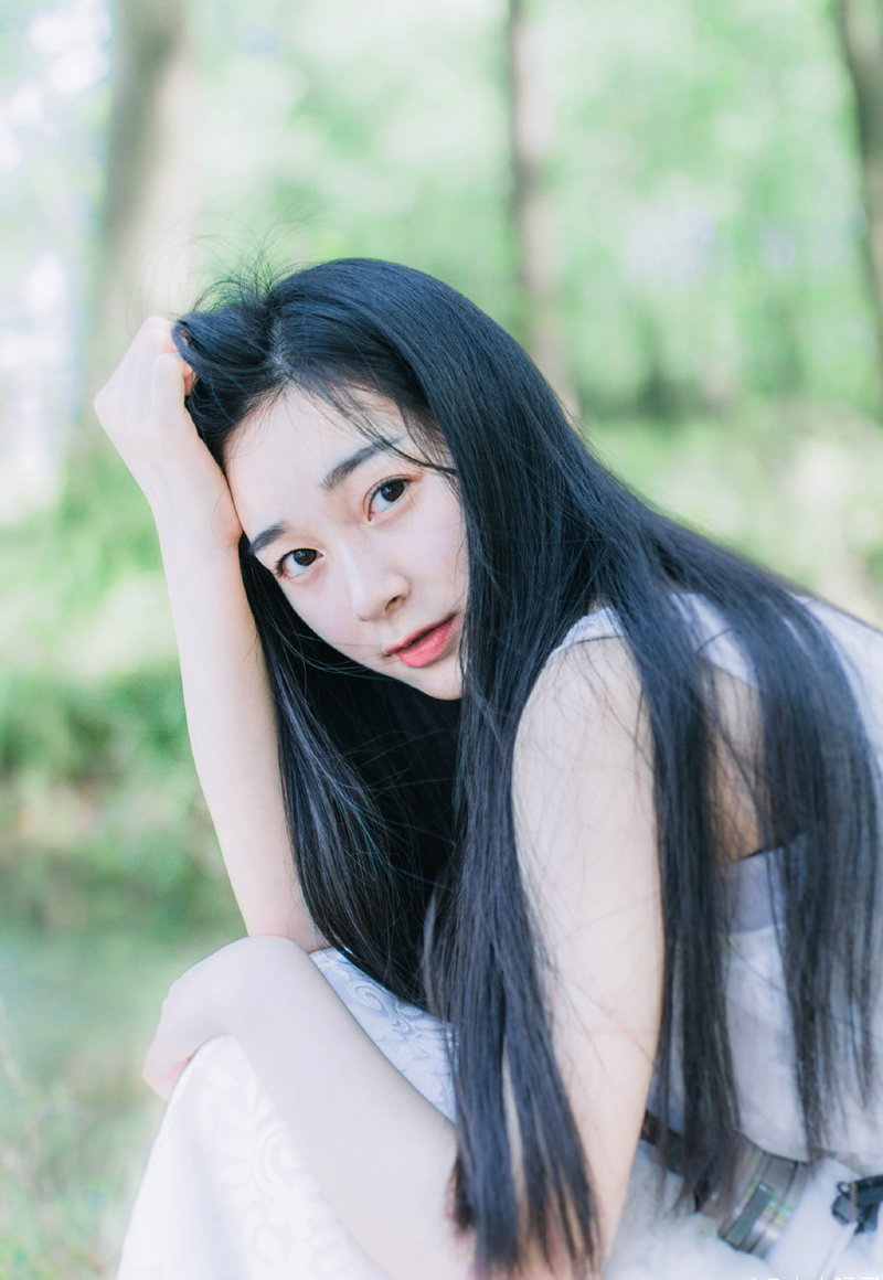 “是又如何？”刘璝冷哼一声道，他现在一门心思找刘璋报仇，但也没想过真投了吕布，因此态度格外强硬。